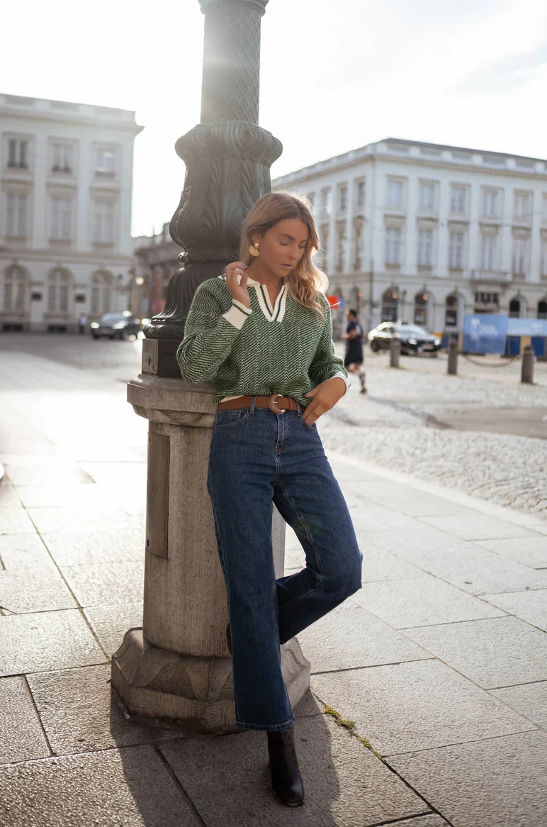EMILIA™ | De groene trui met V-hals